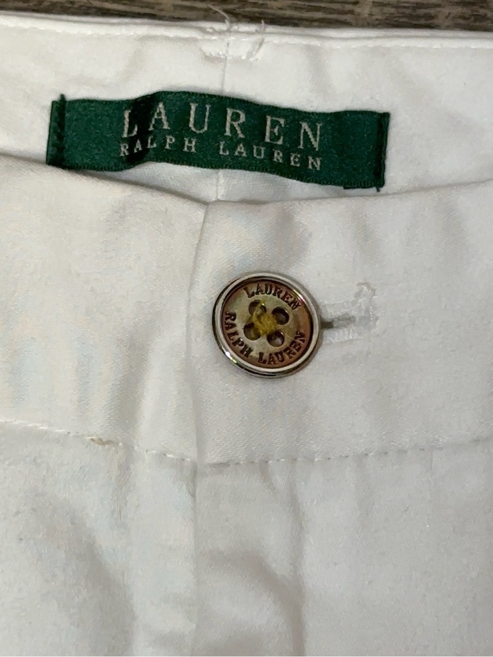 Lauren Ralph Lauren White Bermuda Shorts Size 6 Cotton Stretch Classic Preppy - Picture 4 of 7
